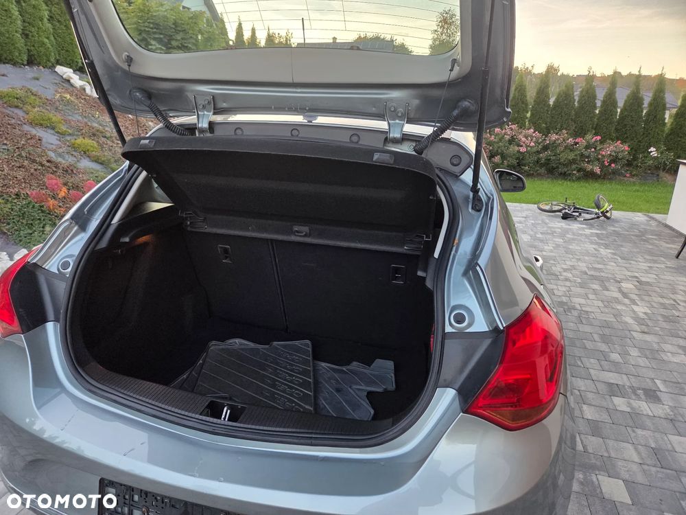 Opel Astra 1.4 T Active - 8