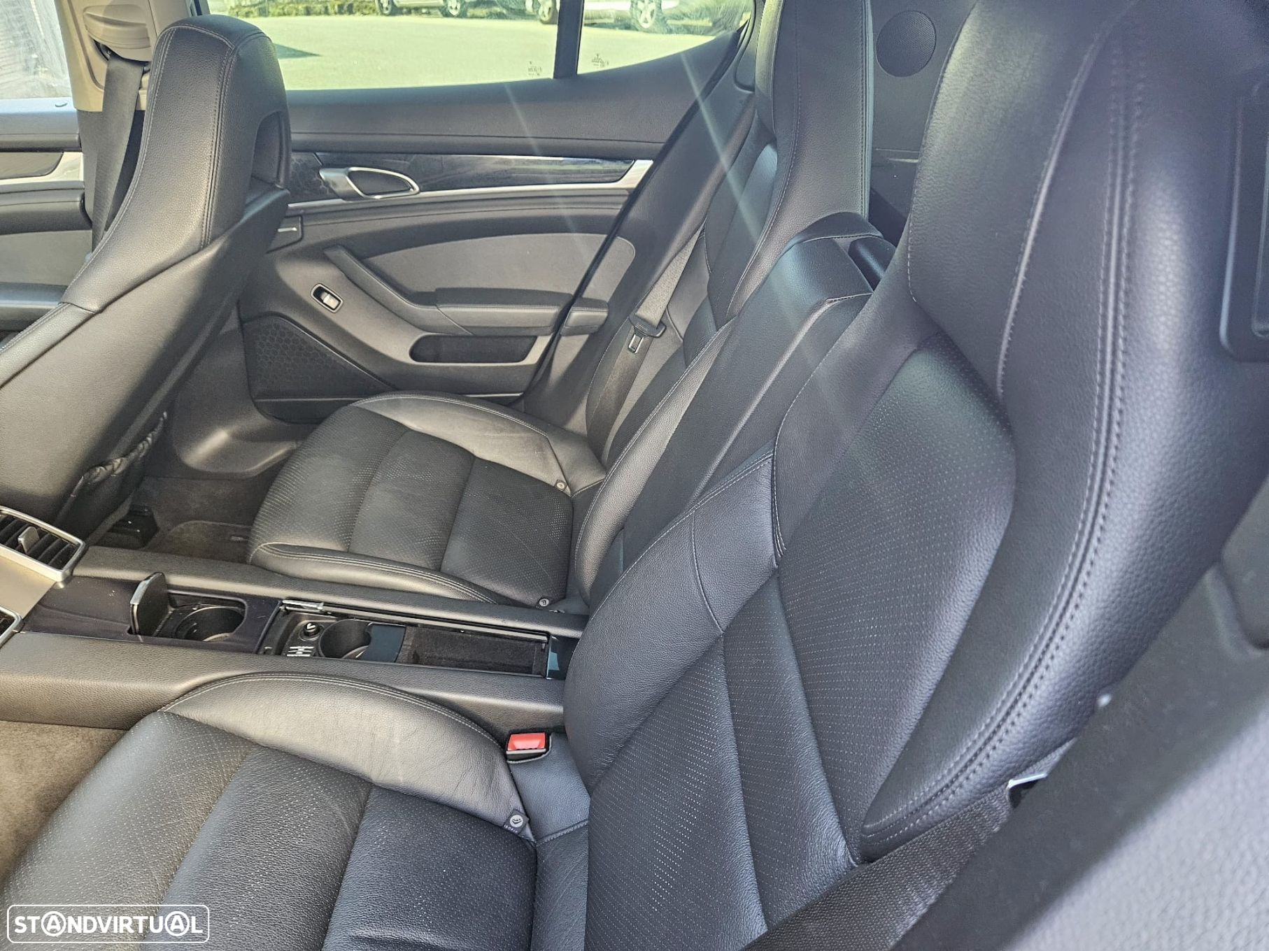 Porsche Panamera Standard - 48