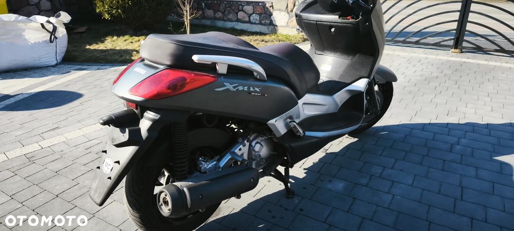 Yamaha X-max - 4