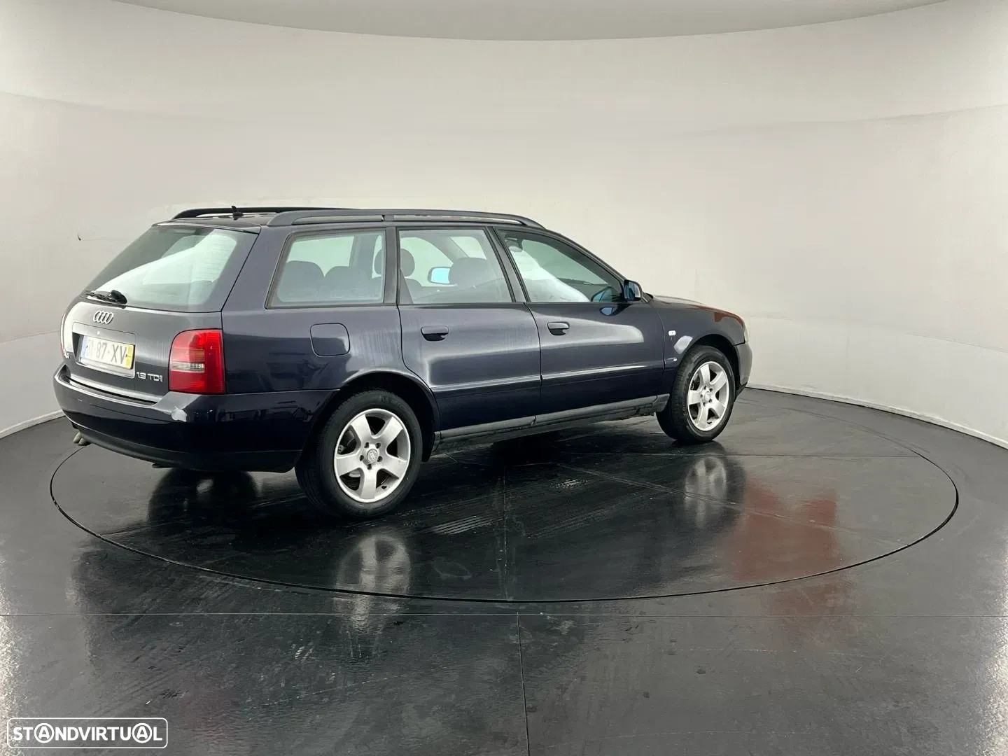 Audi A4 Avant 1.9 TDI Attraction - 4