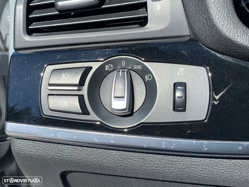 BMW X4 20 d xDrive Pack M - 44