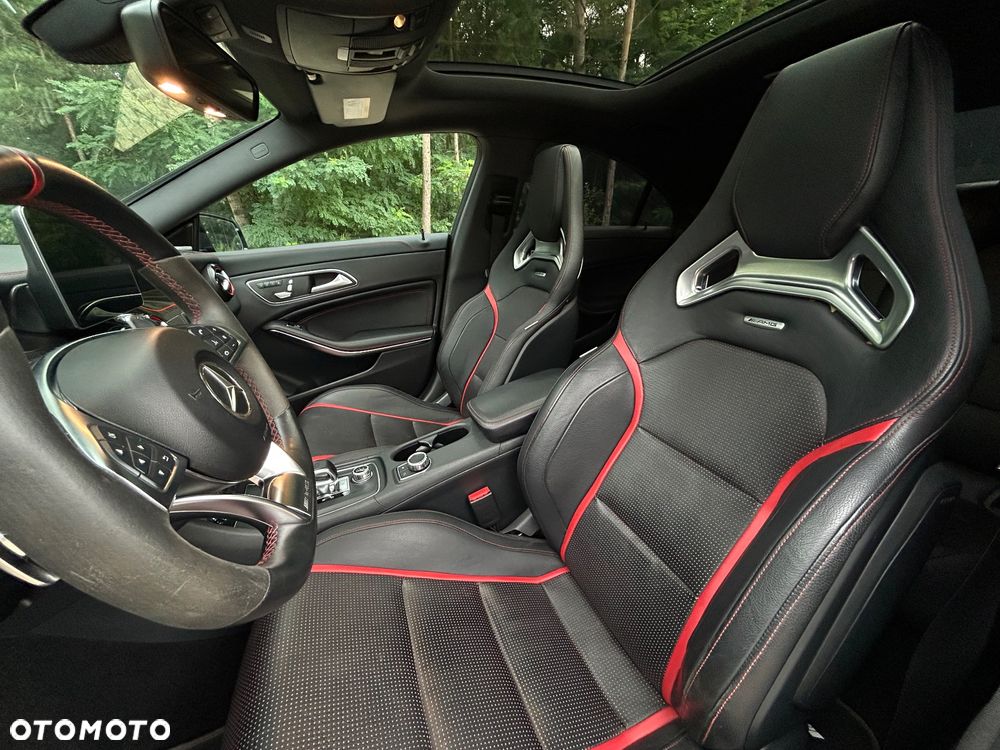 Mercedes-Benz CLA AMG 45 4-Matic - 16