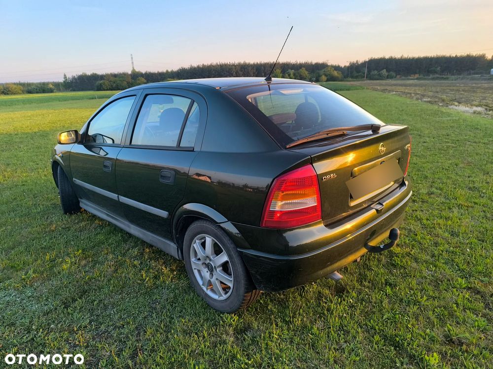 Opel Astra - 6
