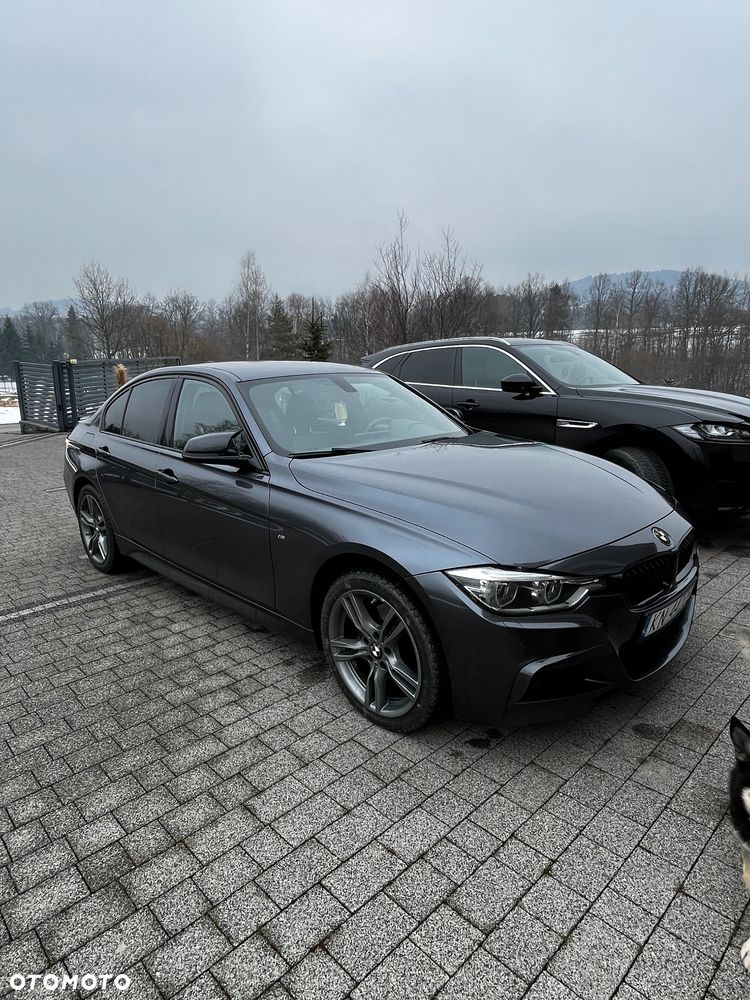 BMW Seria 3 320d xDrive M Sport Shadow - 12