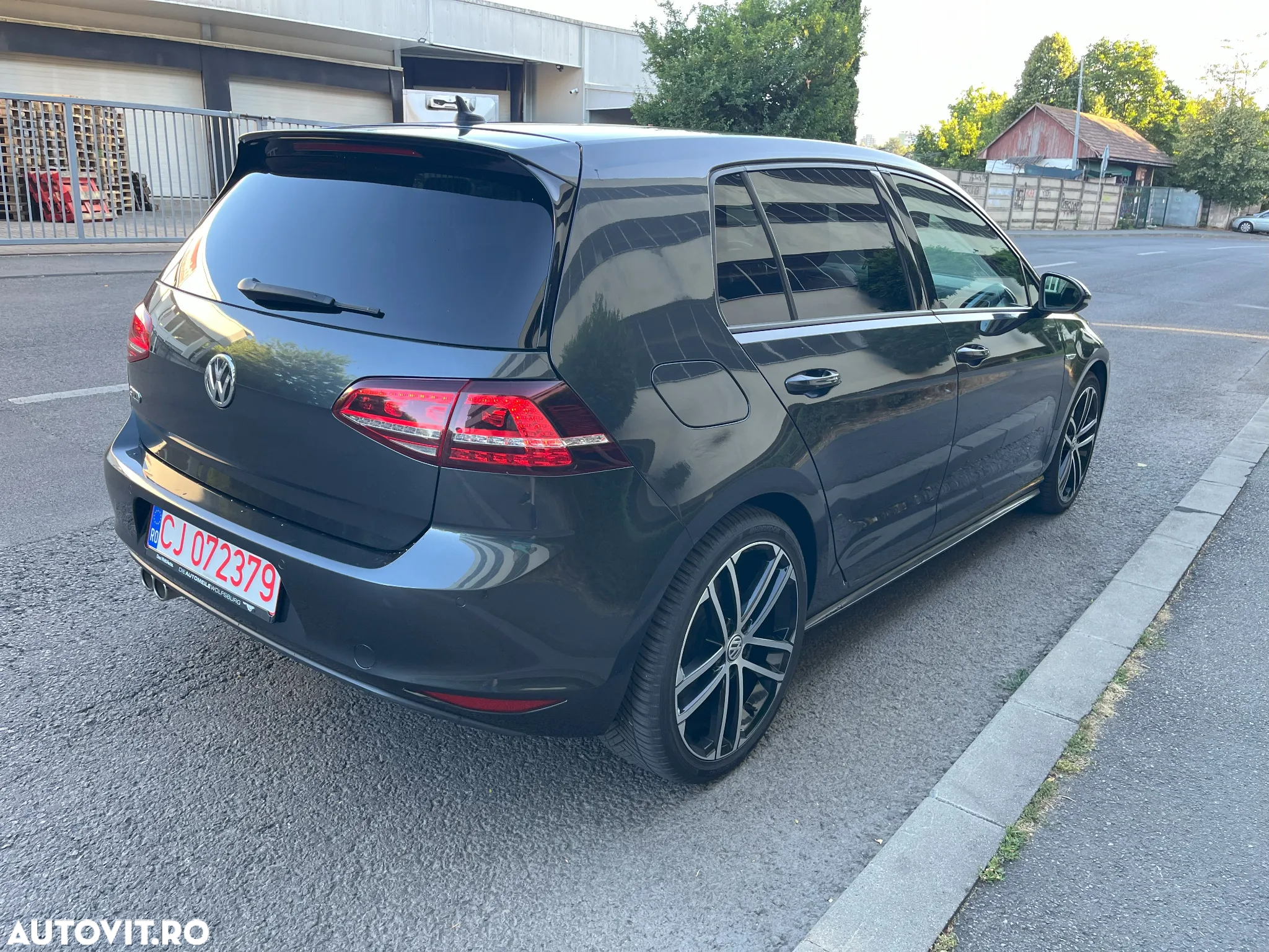 Volkswagen Golf 2.0 TDI DSG GTD - 3