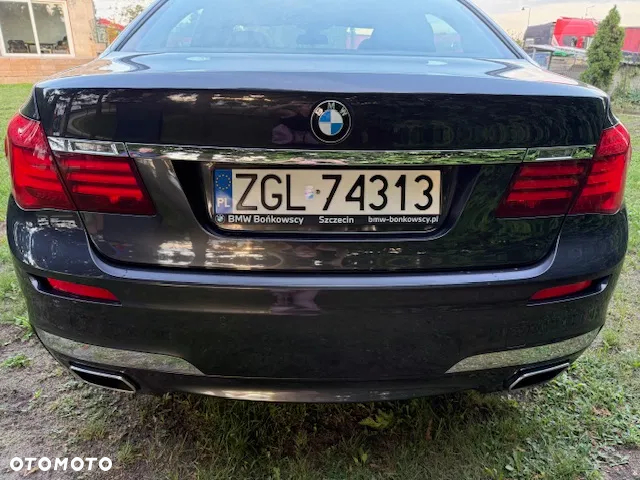 BMW Seria 7 740d xDrive - 11