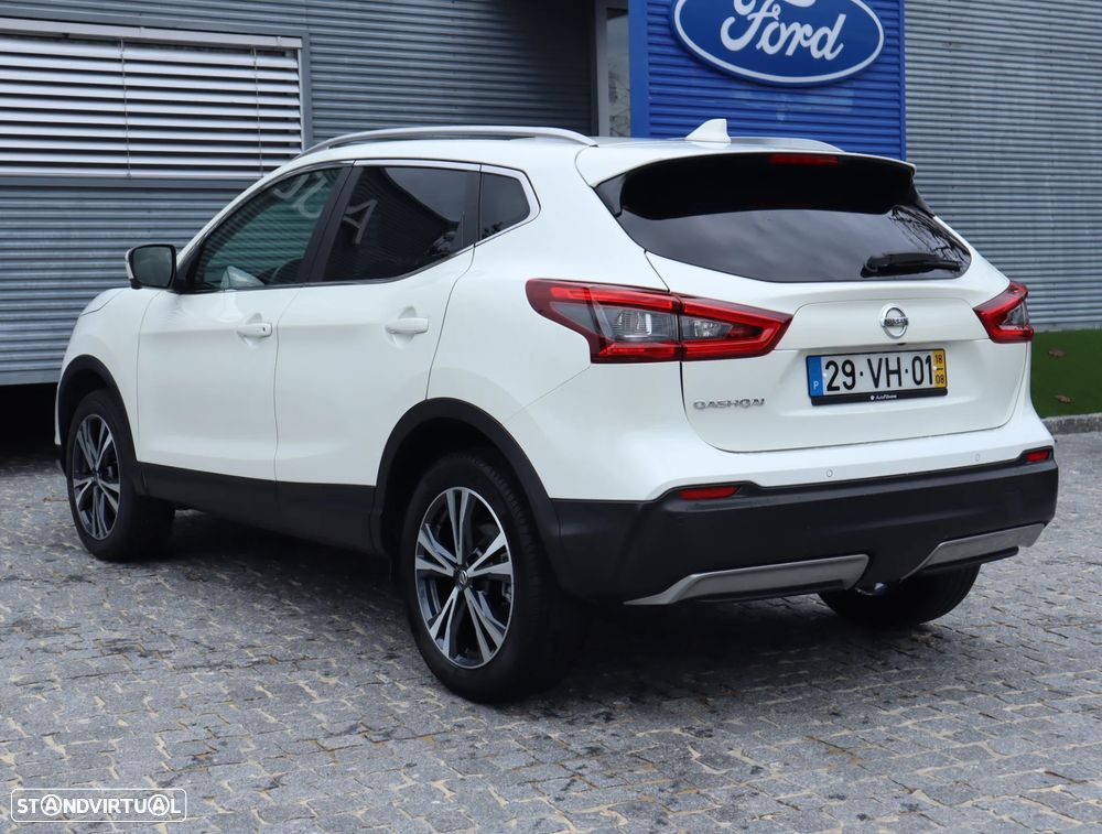 Nissan Qashqai 1.5 dCi N-Connecta - 16