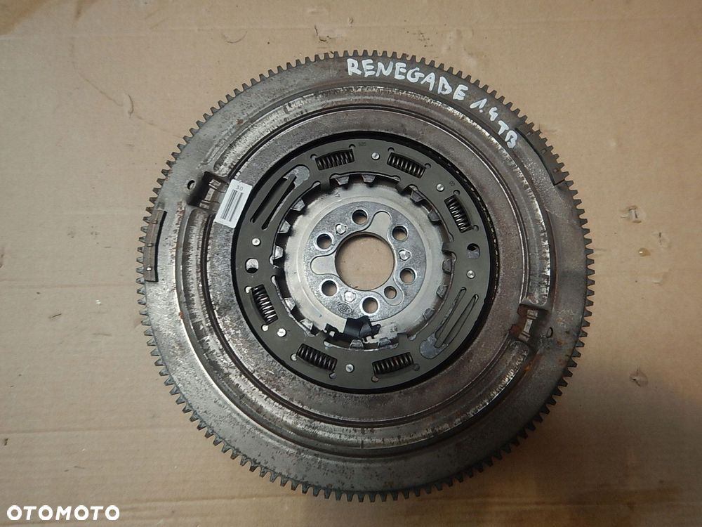 koło zamachowe dwumas fiat 500 jeep renagade 1.4 t.b. - 1