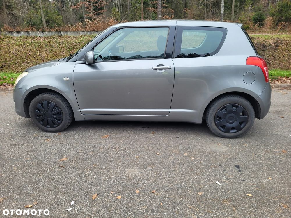 Suzuki Swift 1.3 Classic - 8