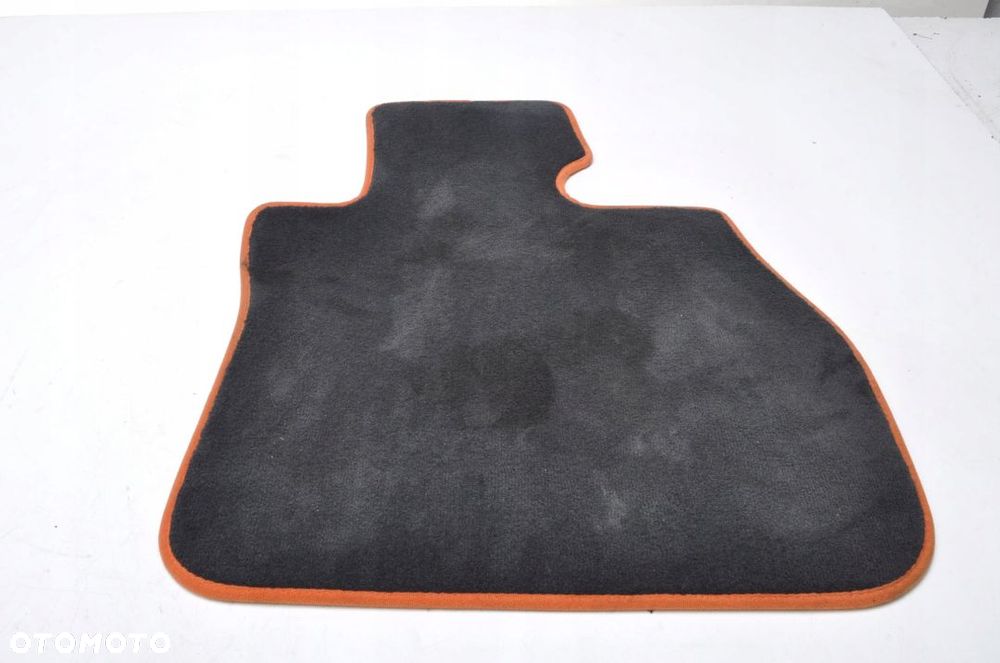 BMW F40 DYWANIKI WELUROWE KOMPLET - 4