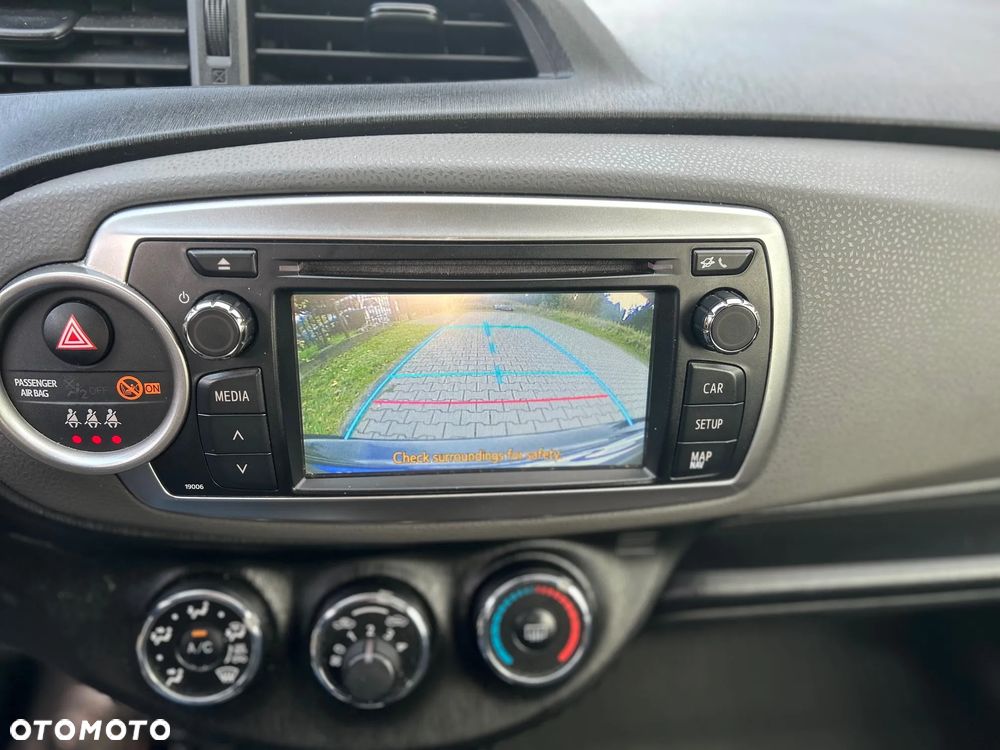 Toyota Yaris 1.4 D-4D Premium - 15