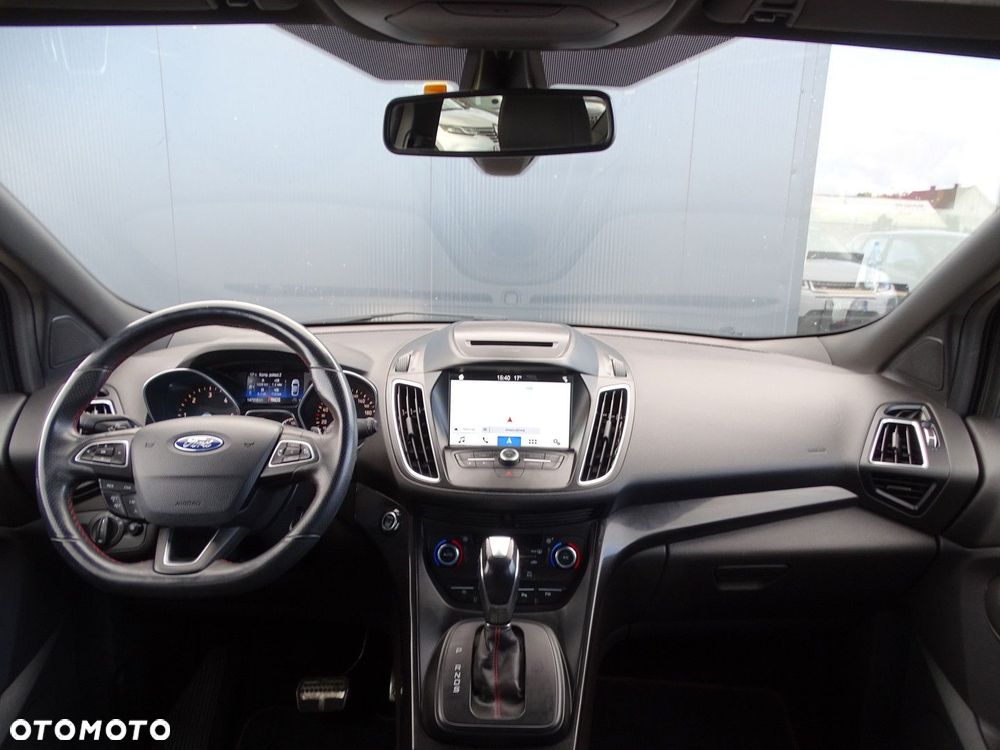 Ford Kuga 2.0 TDCi FWD ST-Line - 12