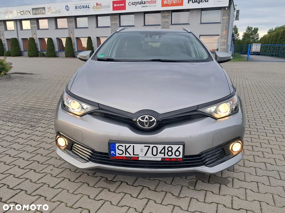 Toyota Auris 1.2 Turbo Team Deutschland - 15