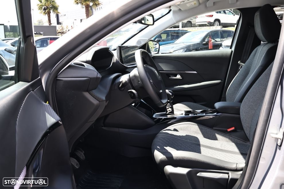 Peugeot 208 1.2 PureTech Allure - 15