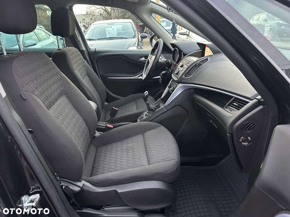 Opel Zafira - 19