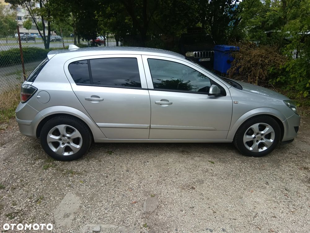 Opel Astra 1.6 111 EasyTronic - 5