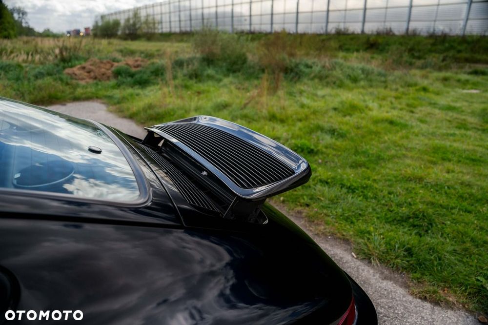 Porsche 911 - 21