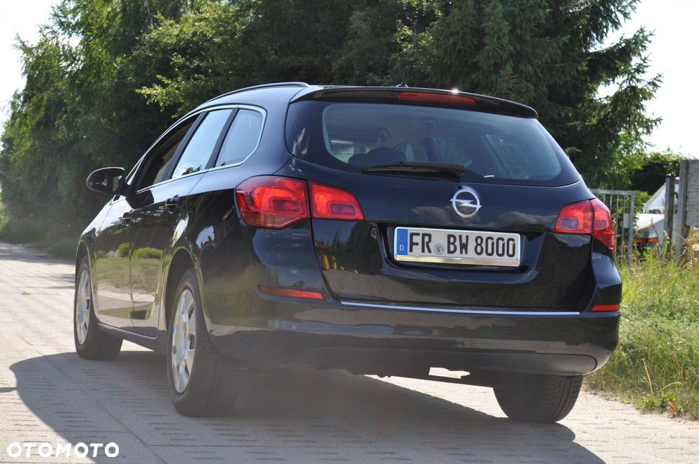 Opel Astra - 8