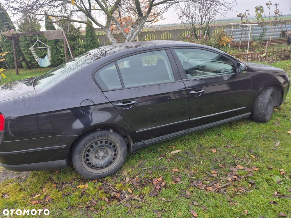 Volkswagen Passat 1.9 TDI Comfortline - 3