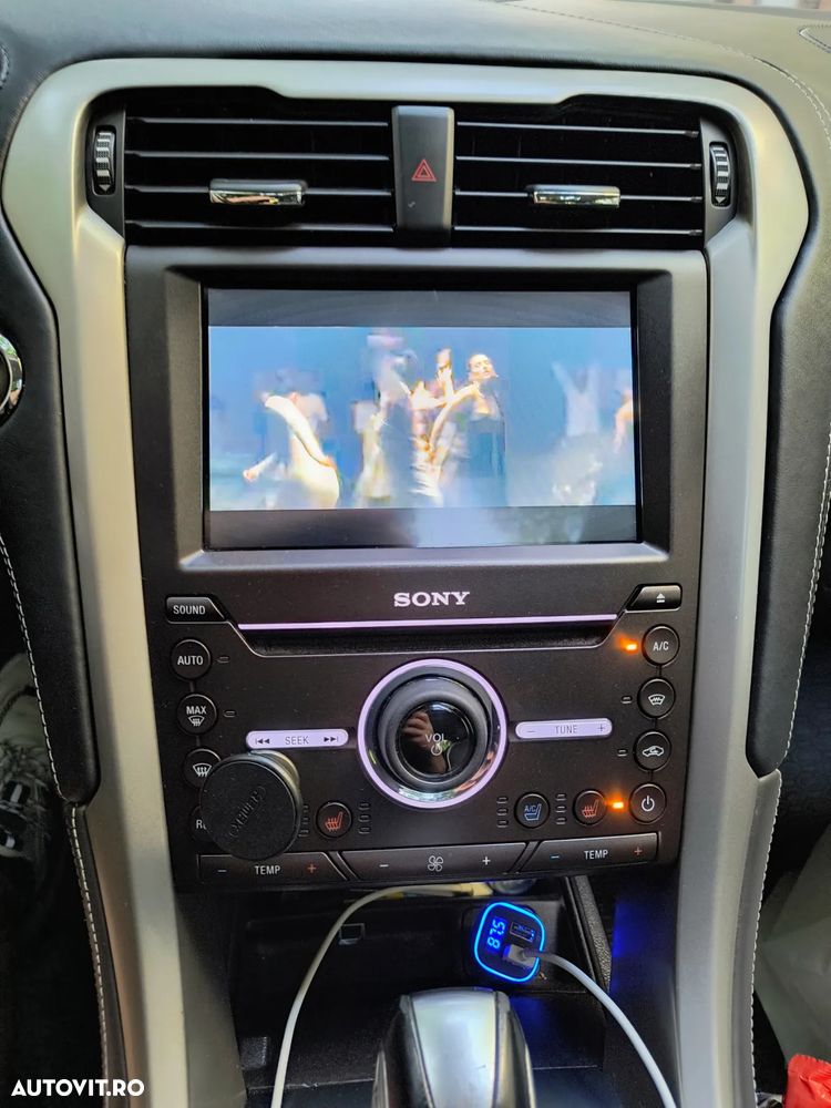 Ford Mondeo Vignale 2.0 Hybrid - 8