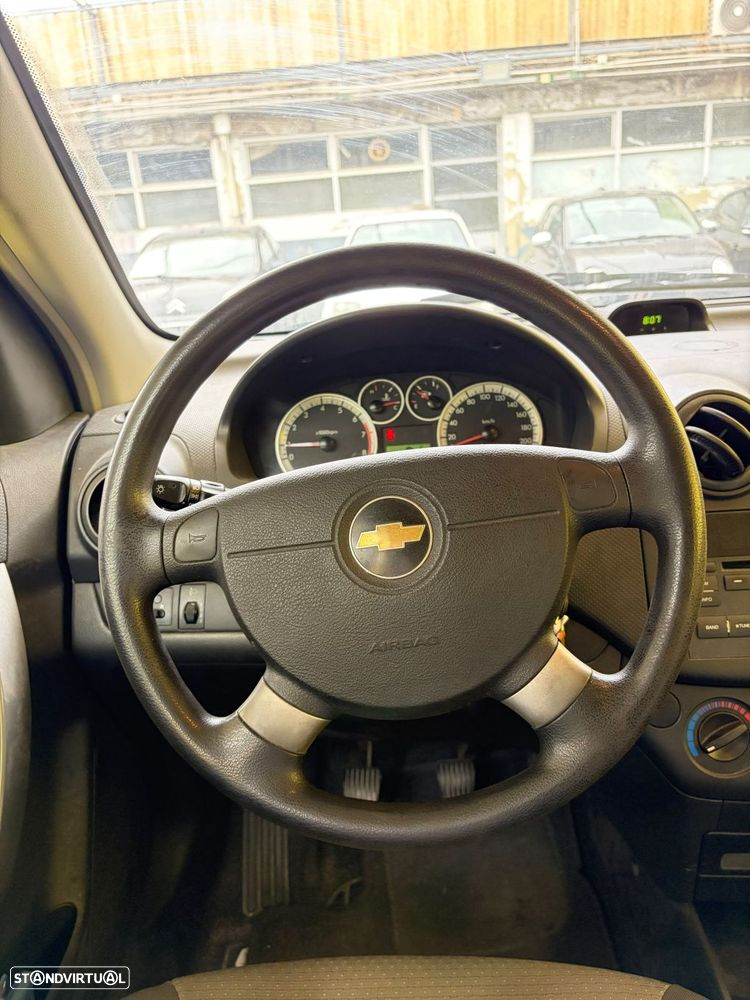 Chevrolet Aveo 1.2 L - 4