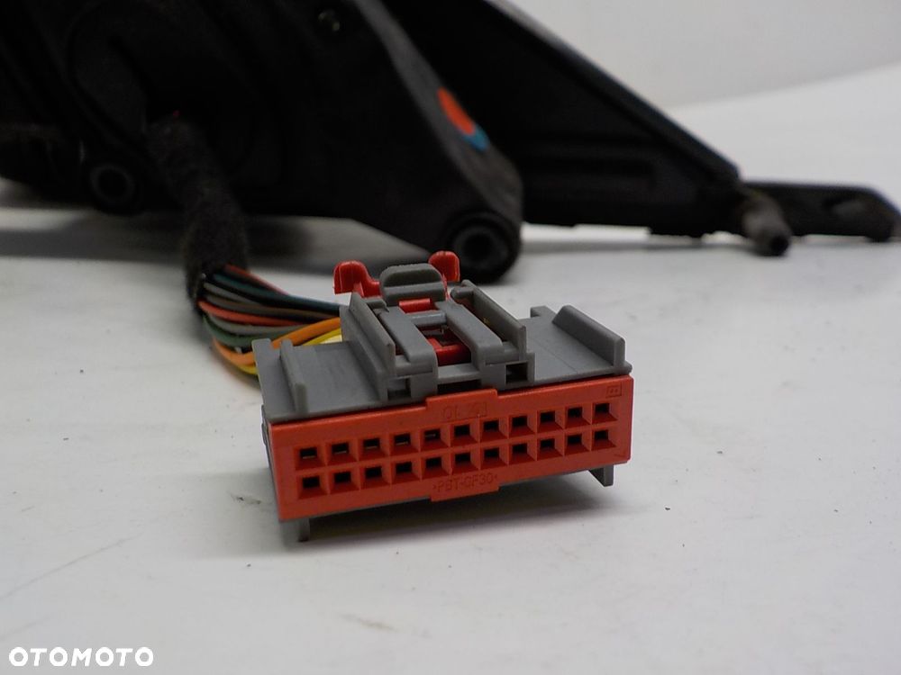 JAGUAR XF X250 LUSTERKO ZEWNĘTRZNE LEWE 18 PINÓW - 2