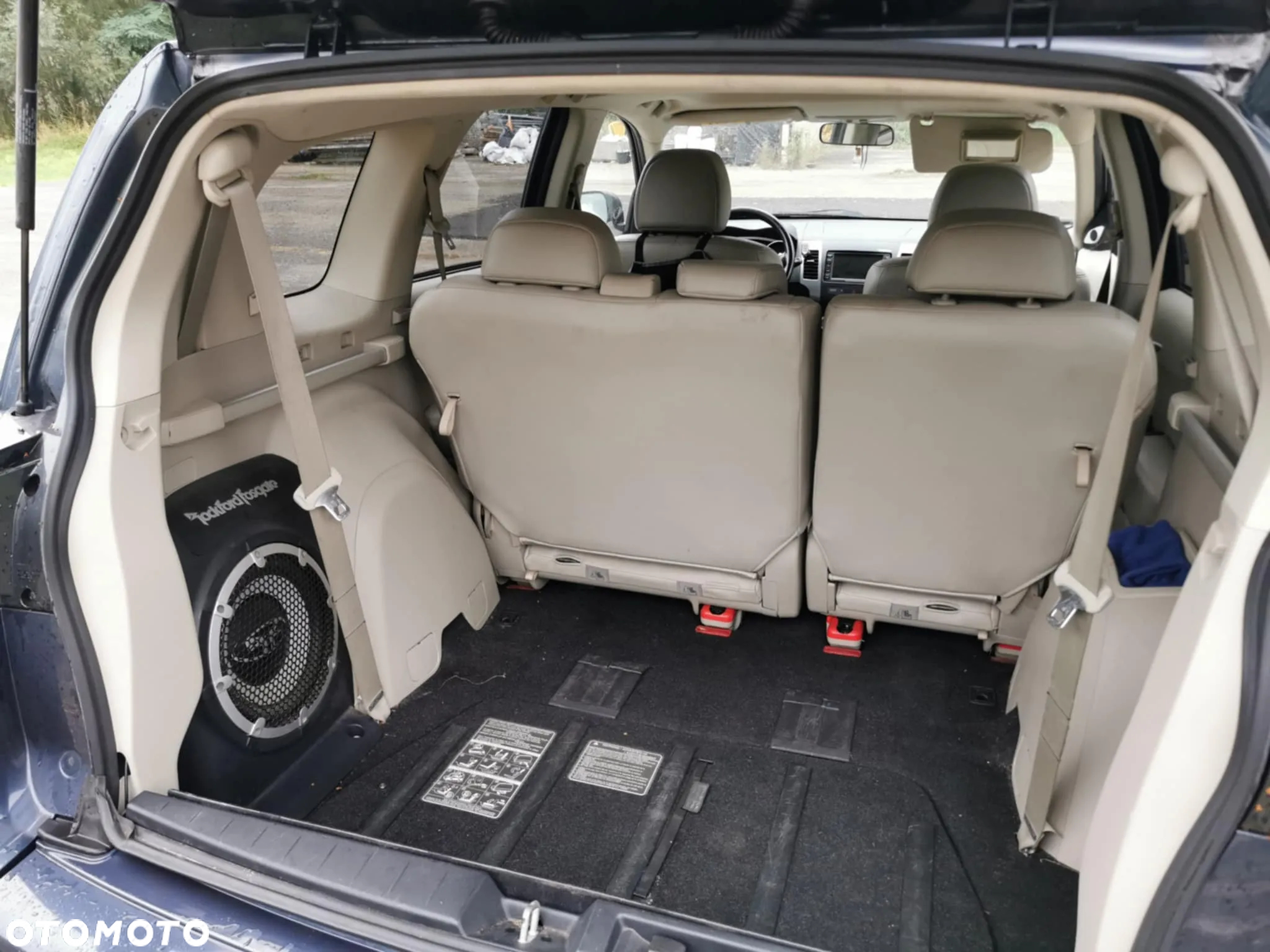 Mitsubishi Outlander 3.0 V6 XLS - 4