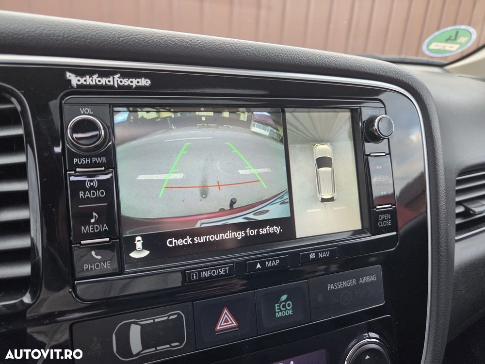 Mitsubishi Outlander 2.2 DI-D 4WD Automatik Top - 38