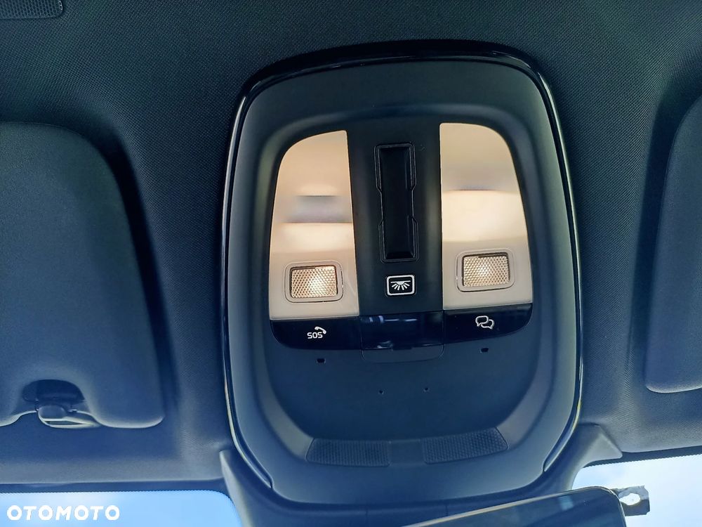 Volvo XC 60 T8 Plug-In Hybrid AWD Ultimate Bright - 23