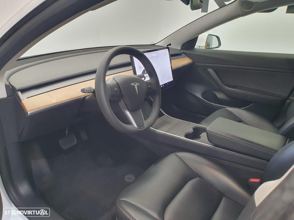 Tesla Model 3 Long Range Tração Traseira - 11