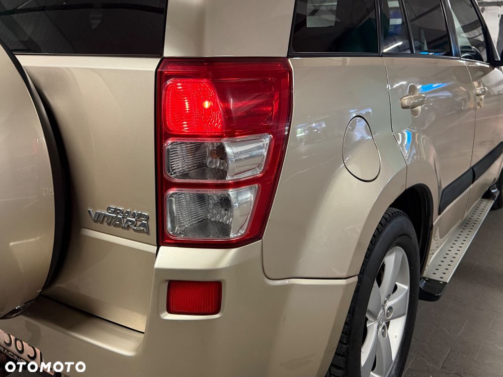 Suzuki Grand Vitara 1.9 DDiS De Luxe EU5 - 35