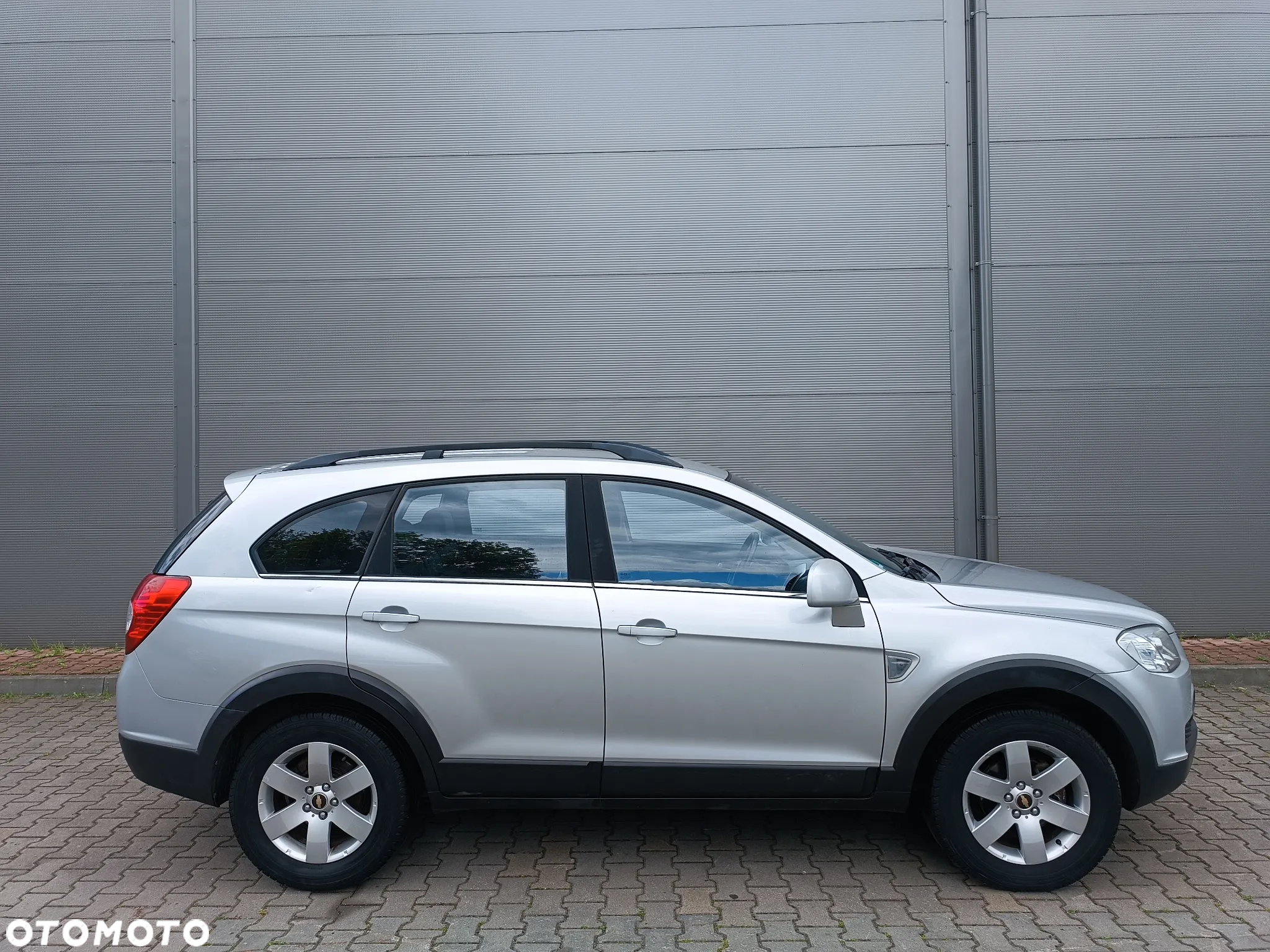 Chevrolet Captiva 2.4 2WD 7 Sitzer LS Family Edition - 6