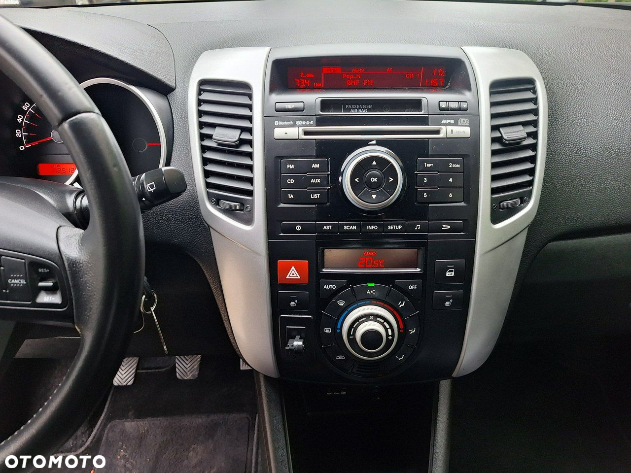 Kia Venga 1.4 CVVT Spirit - 11