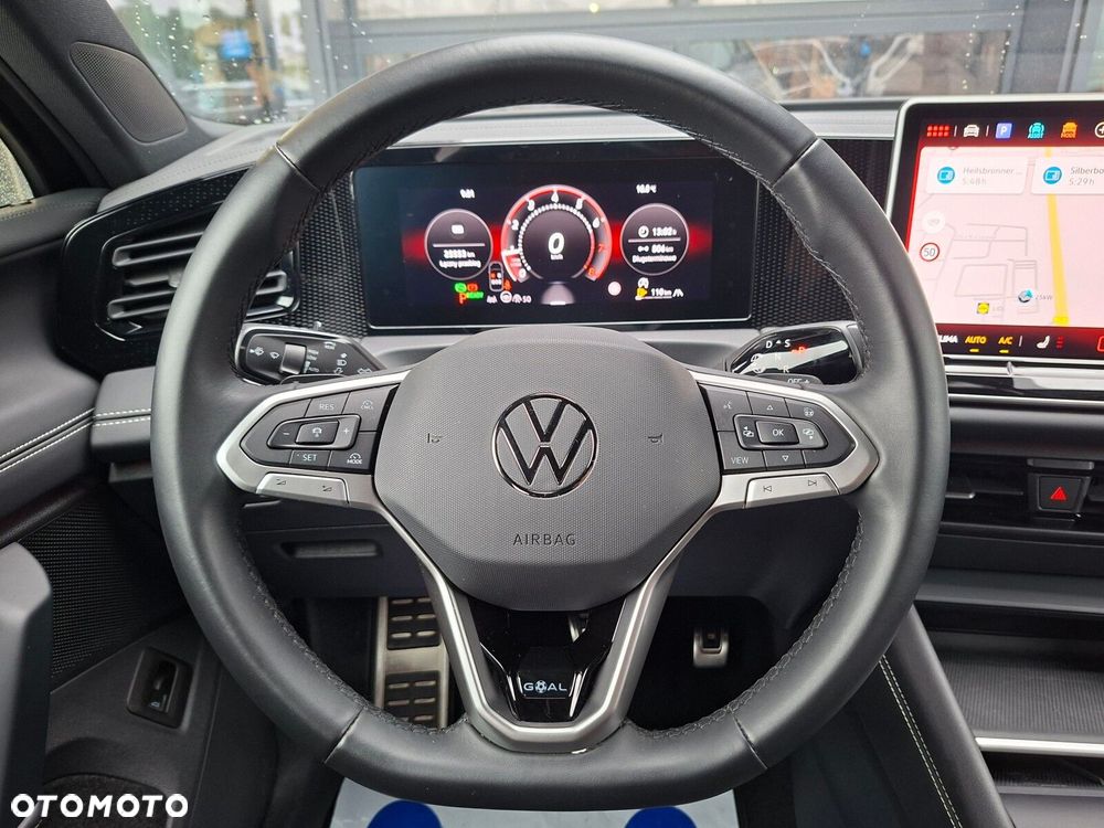 Volkswagen Tiguan - 17