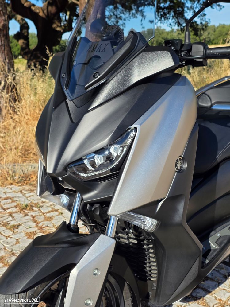 Yamaha TMAX - 8