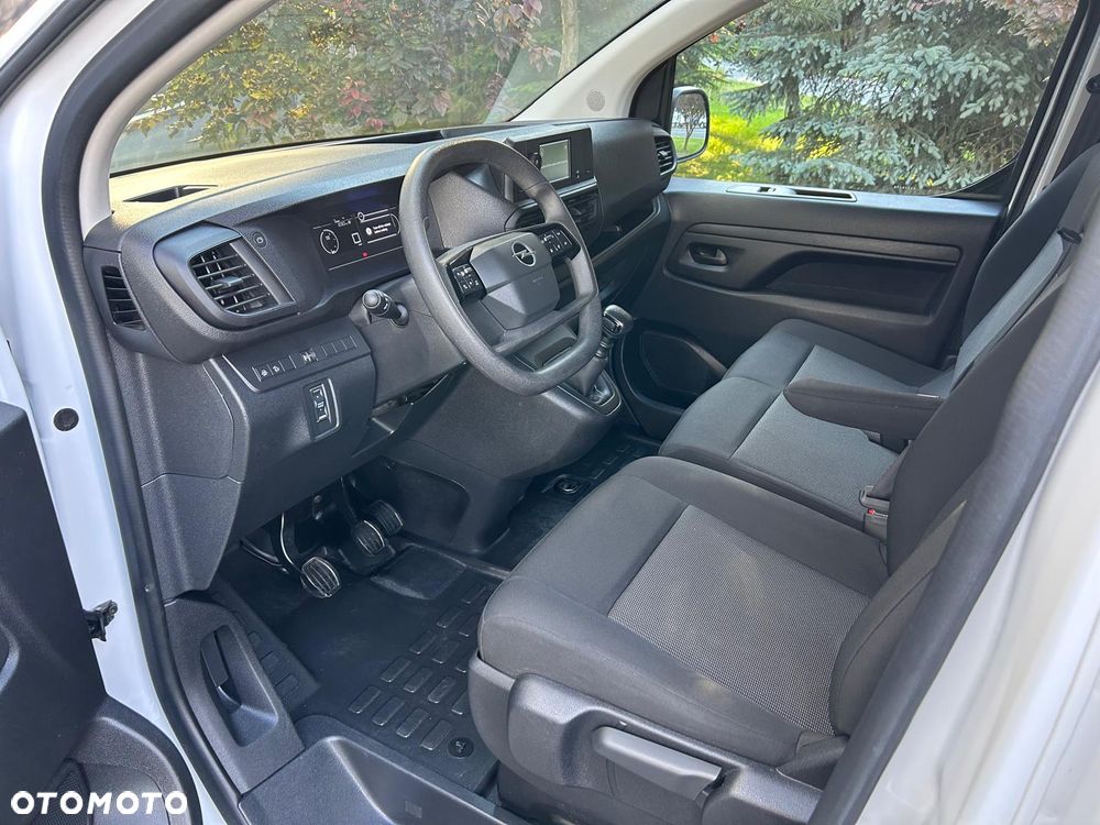 Opel Vivaro - 20