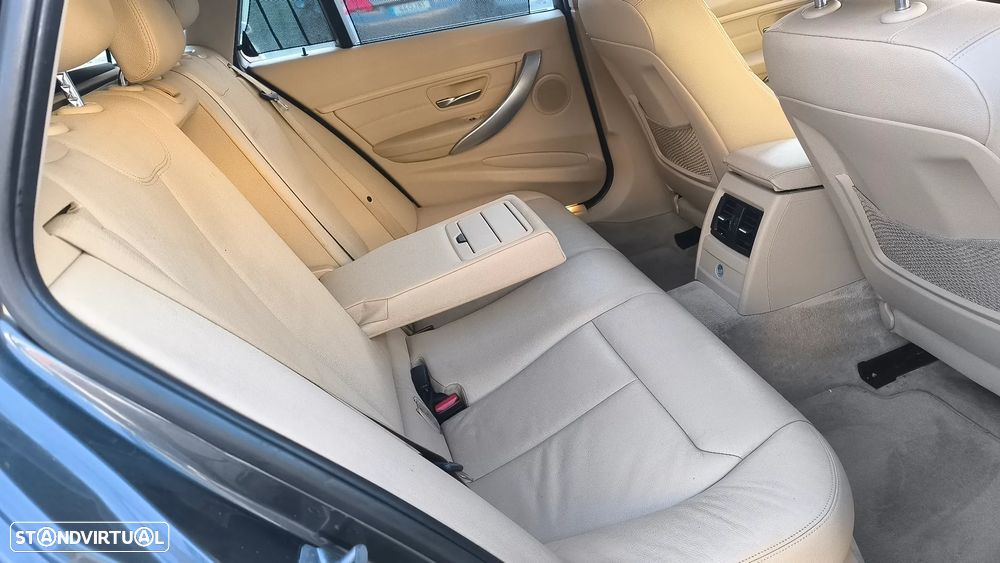 BMW 318 d Touring Line Luxury - 6