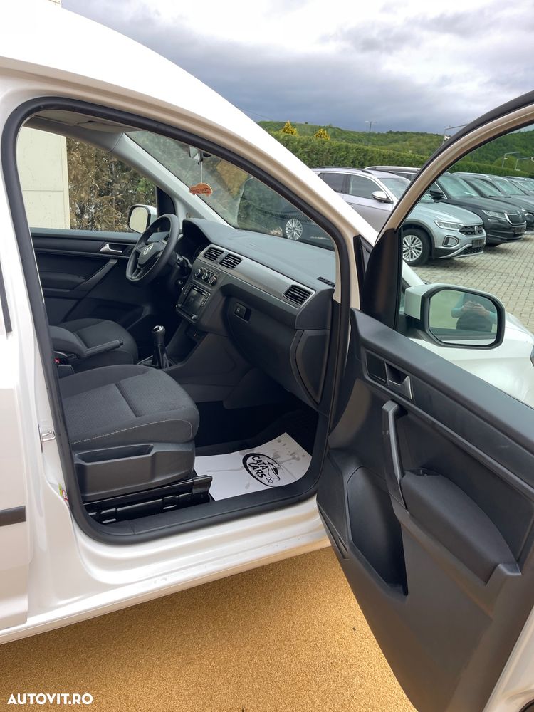 Volkswagen Caddy 2.0 (7-Si.) Maxi Trendline - 23