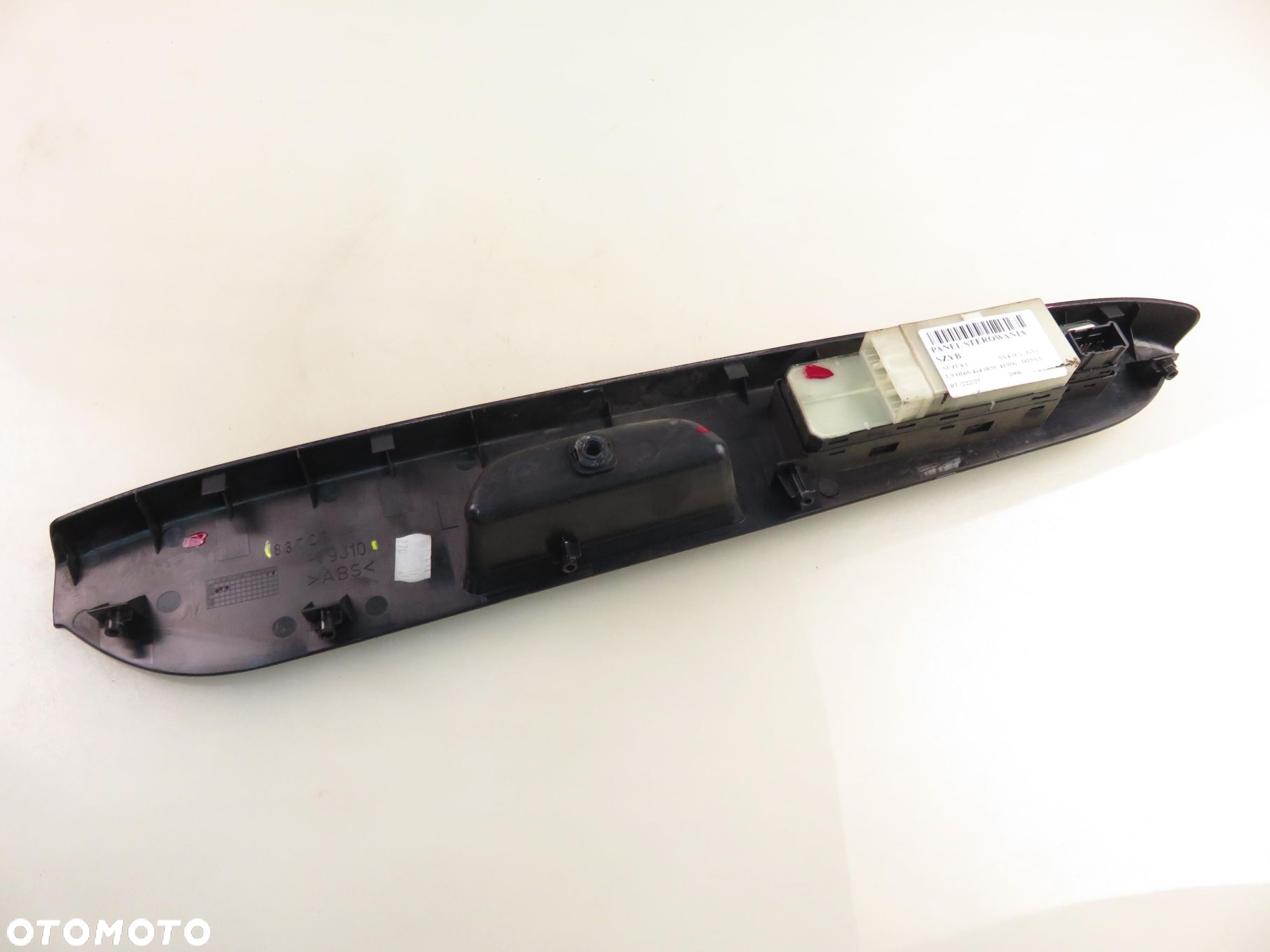 PANEL SZYB SUZUKI SX4 (EY, GY) 8372579J10 - 14