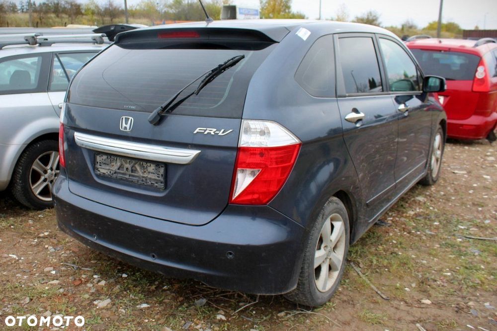 Honda FR-V 2004 2.0i K20A9 Minivan (MASKA, ZDERZAK, LAMPA, BŁOTNIK, DRZWI, SZYBA, FOTEL) - 7