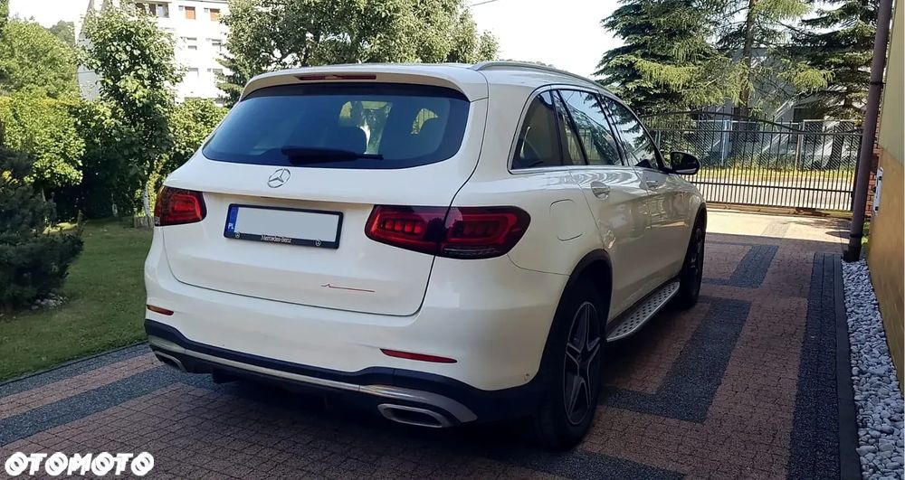 Mercedes-Benz GLC 220 d 4Matic 9G-TRONIC AMG Line - 8