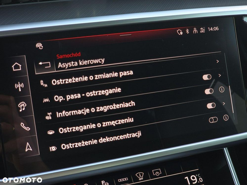 Audi A6 Allroad - 33