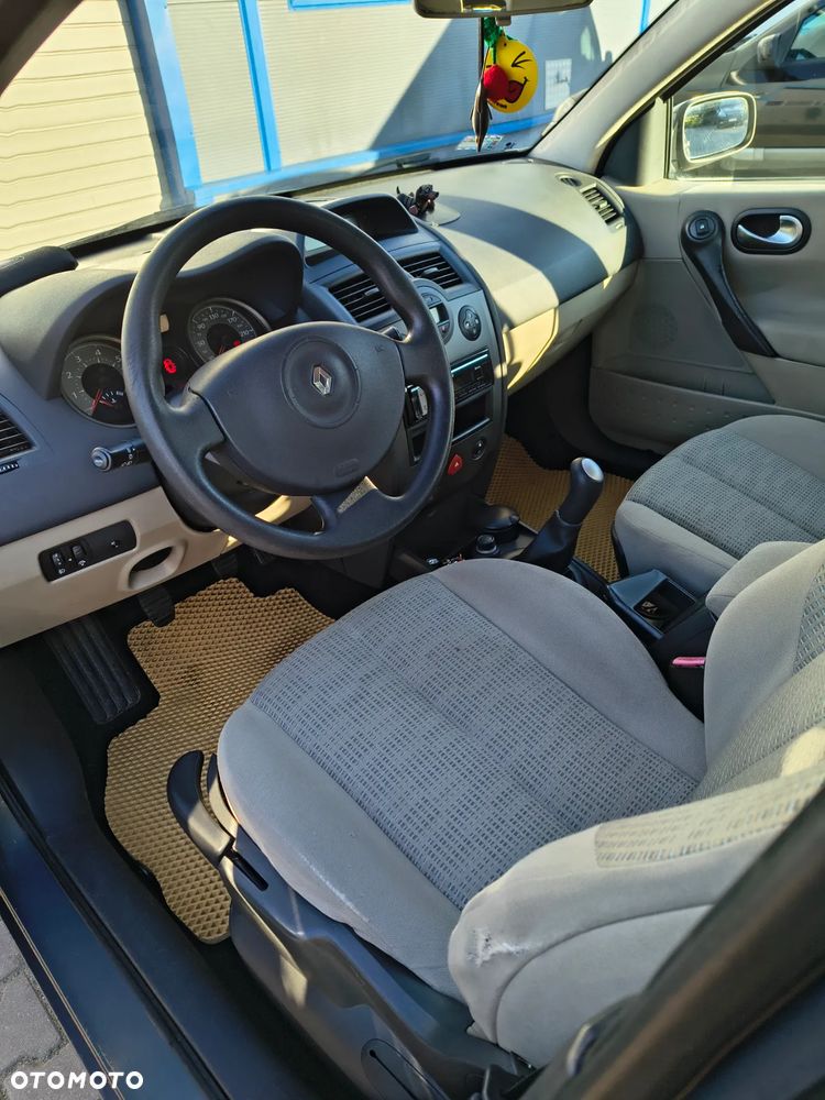 Renault Megane 1.6 16V Confort Expression - 5