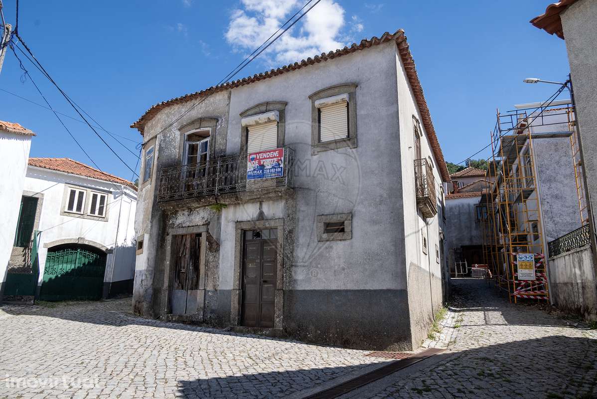 Moradia T2 para venda - Grande imagem: 2/19