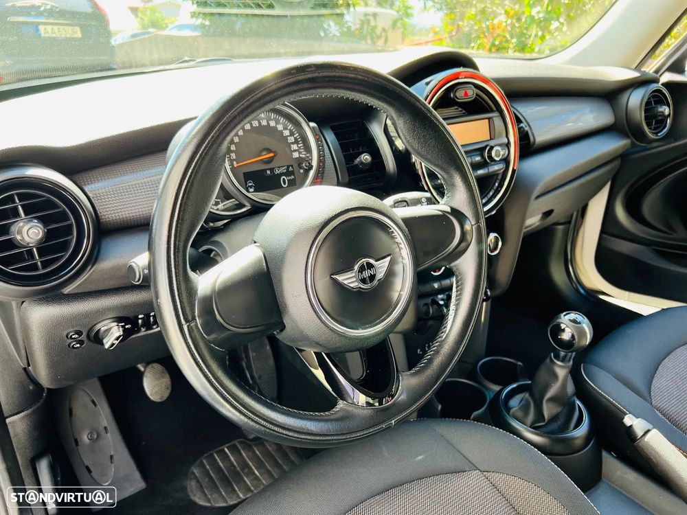 MINI 3 Portas Cooper D Seven - 18