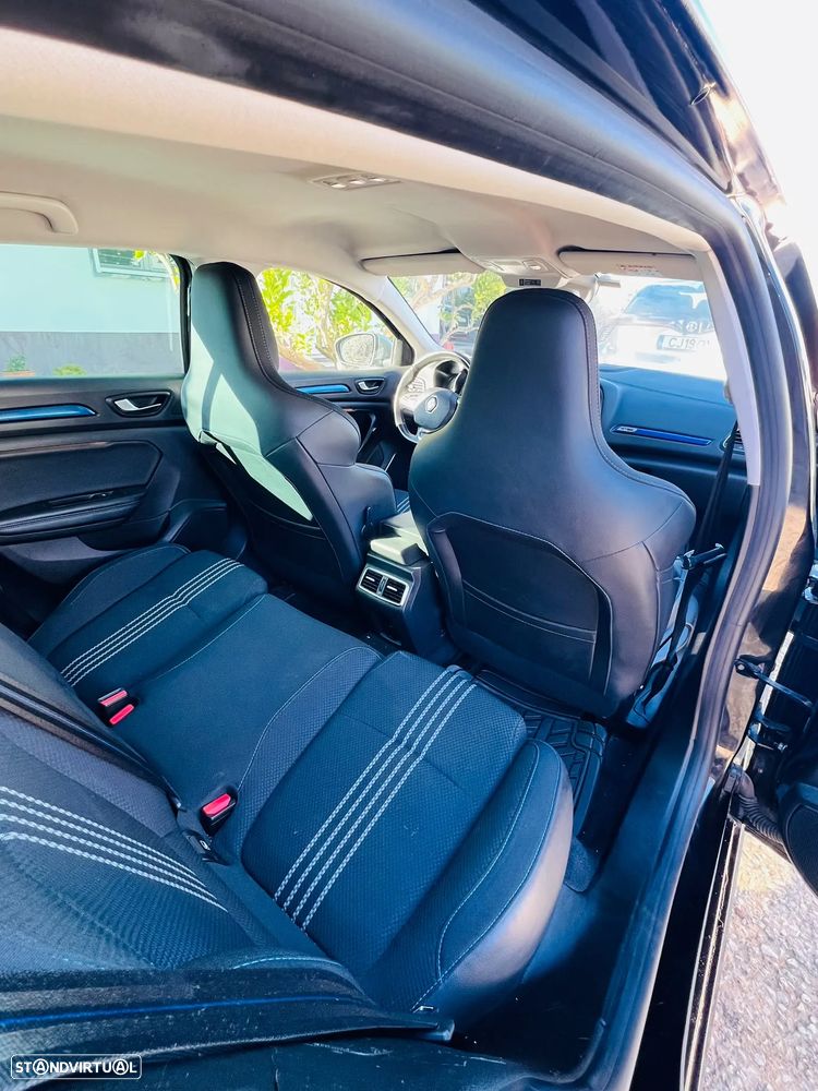 Renault Mégane Sport Tourer 1.5 Blue dCi GT Line - 13
