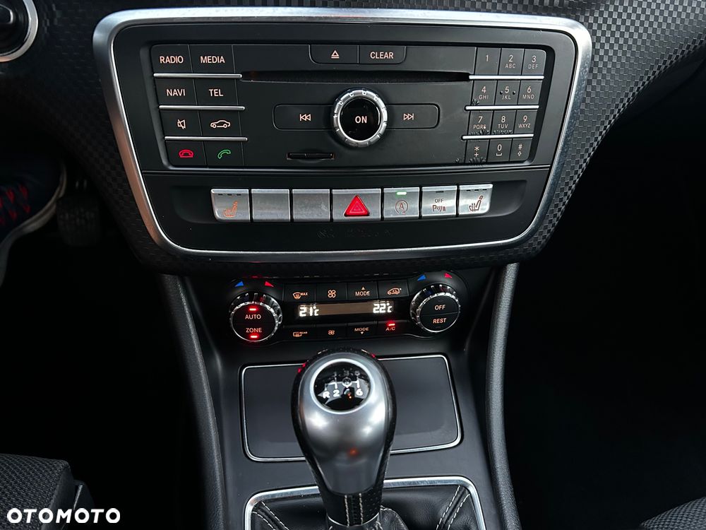 Mercedes-Benz Klasa A 200 (BlueEFFICIENCY) - 14