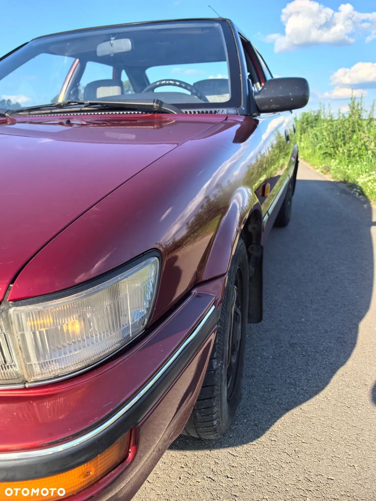 Toyota Corolla 1.6 GL - 5