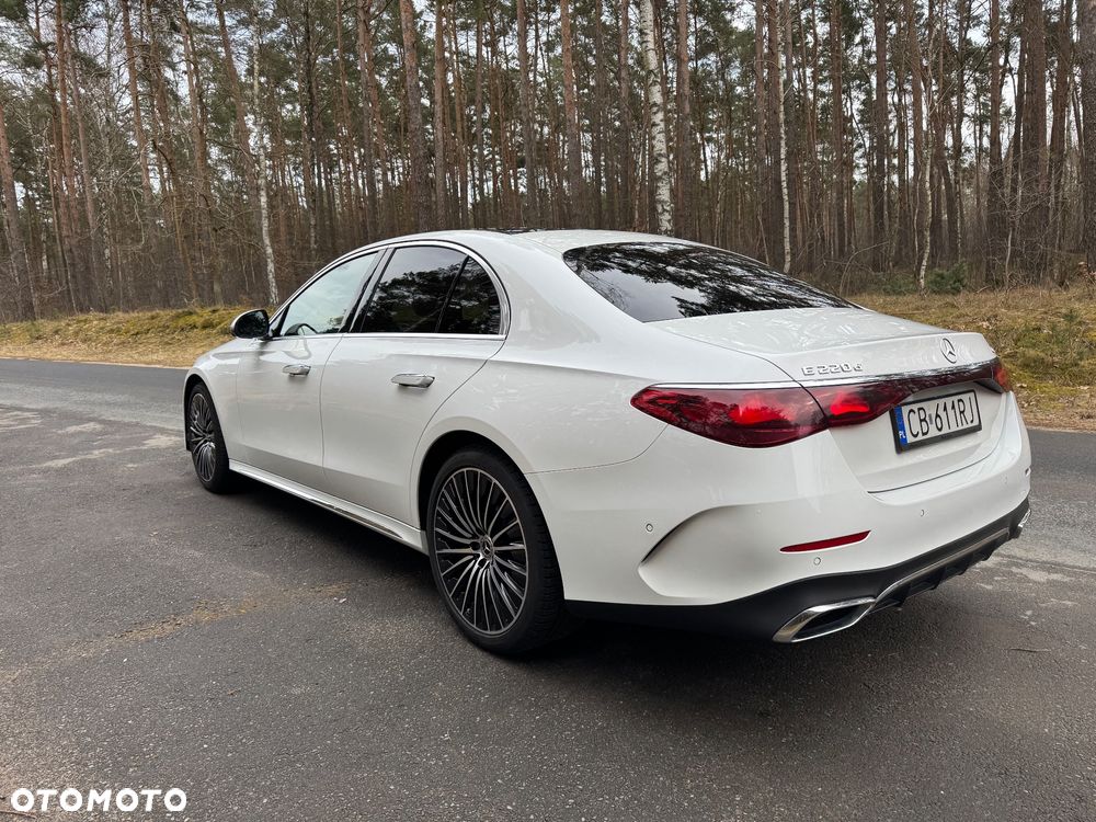 Mercedes-Benz Klasa E - 9