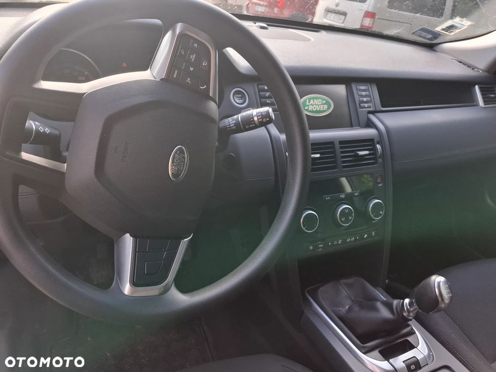 Land Rover Discovery Sport 2.0 eD4 HSE - 6